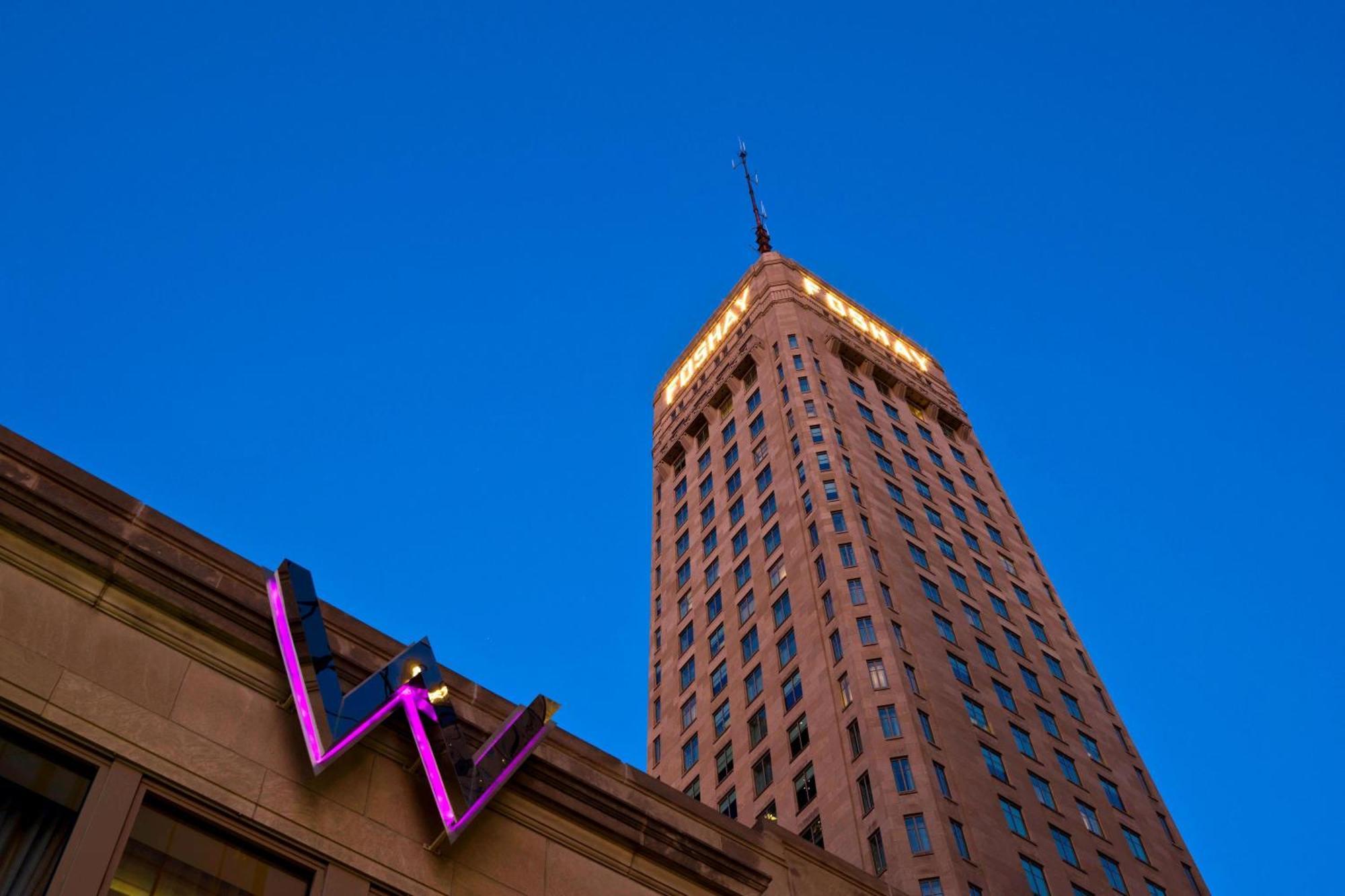 W Minneapolis - The Foshay Kültér fotó